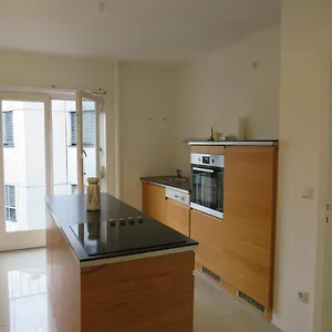 L8 Street - Goethestraße 18 Apartment